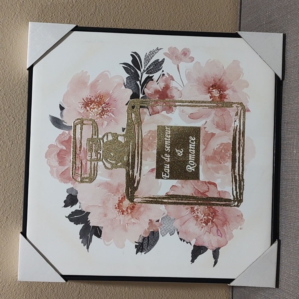 Artwork. - Picture 2 of 2